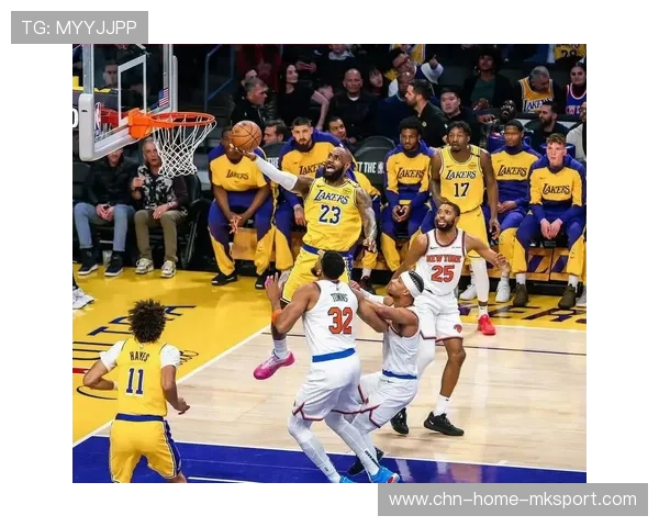 本赛季将是詹姆斯湖人生涯最后一季?东契奇上位,前路何在,詹姆斯湖人生涯首秀 本赛季将是詹姆斯湖人生涯最后一季?东契奇上位,前路何在,詹姆斯湖人生涯首秀