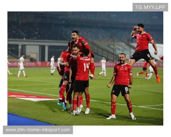 世界冠军被曝与队友闹掰，训练场互不讲话